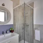 Heaven 11 Design Con Vista Castello E Garage Box *
