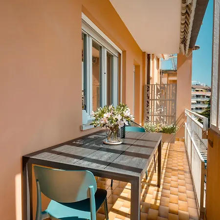 Heaven 11 Design Con Vista Castello E Ascensore Apartment