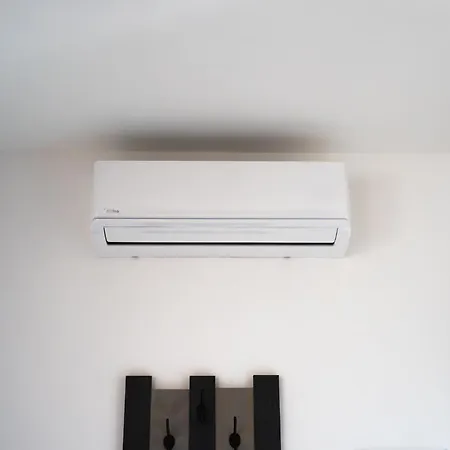 Heaven 11 Design Con Vista Castello E Garage Box アパート ウーディネ