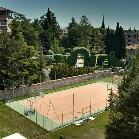 Heaven 11 Design Con Vista Castello E Garage Box Udine