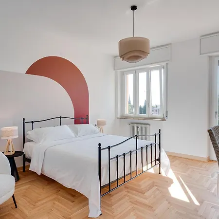 Heaven 11 Design Con Vista Castello E Garage Box *