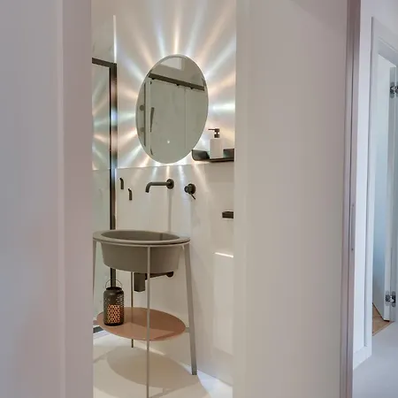 アパート Heaven 11 Design Con Vista Castello E Garage Box