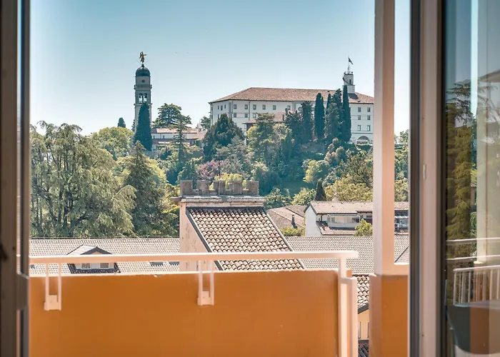 Heaven 11 Design Con Vista Castello E Garage Box شقة *